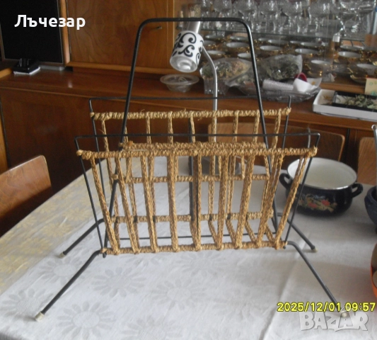 Продавам стойка за вестници,списания или плочи, снимка 3 - Други стоки за дома - 52599735