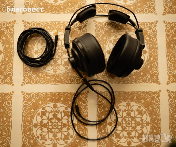 Слушалки Superlux HD688B 56 Ома, снимка 3 - Слушалки и портативни колонки - 49034204