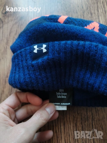 under armour - страхотна зимна шапка КАТО НОВА, снимка 7 - Шапки - 53584830