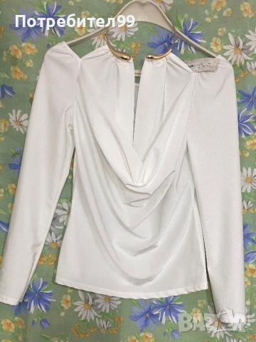 Чисто нова модерна дамска блуза с интересен детайл около врата! , снимка 2 - Блузи с дълъг ръкав и пуловери - 53928098