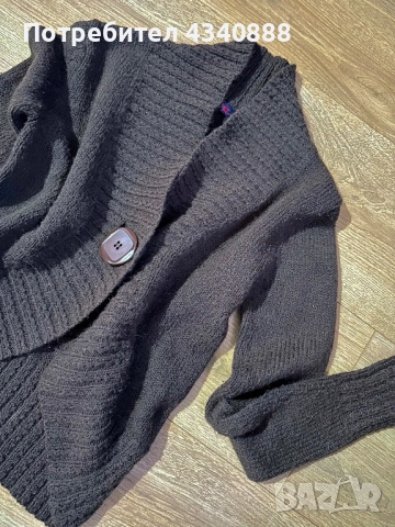 Пуловер със закопчаване , снимка 2 - Блузи с дълъг ръкав и пуловери - 51918982