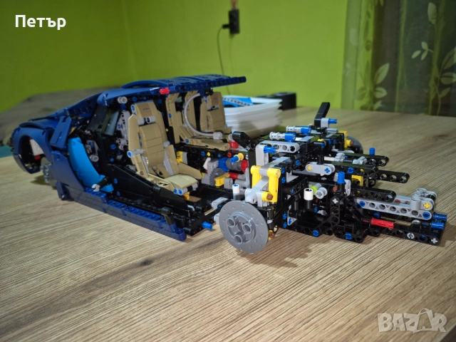 Нов Bugatti Chiron Lego 1:8 3599pcs., снимка 8 - Колекции - 53524846