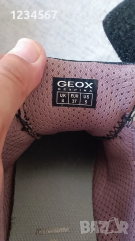 Сникърси за момиче Geox 37 номер, черни , снимка 2 - Детски обувки - 51637115