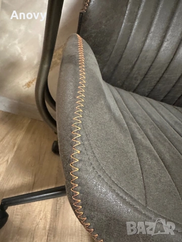 Ергономичен офис стол с механизъм за накланяне – 120 €, снимка 2 - Столове - 53866661