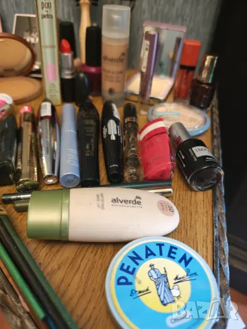 Огромен лот маркова козметика, снимка 12 - Комплекти и лотове - 47566738
