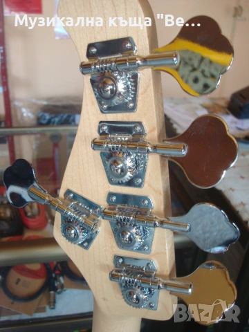 Бас китара, снимка 14 - Китари - 54111218