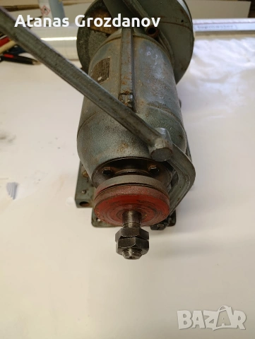Трифазен шмиргел , снимка 5 - Други машини и части - 53761903