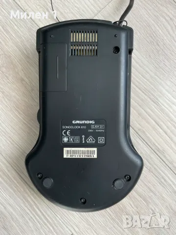 Grundig Sonoclock-Радио, снимка 4 - Радиокасетофони, транзистори - 50366524