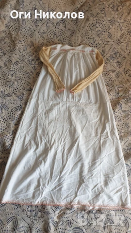 Автентична дълга  риза от народна носия, снимка 4 - Антикварни и старинни предмети - 50470517