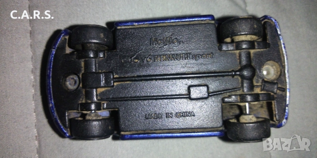 Clio V6 Renault Sport MAISTO Мащаб 1:64, снимка 7 - Колекции - 53657568