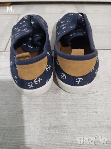 Подарявам обувки за момче , снимка 3 - Детски гуменки - 51728193