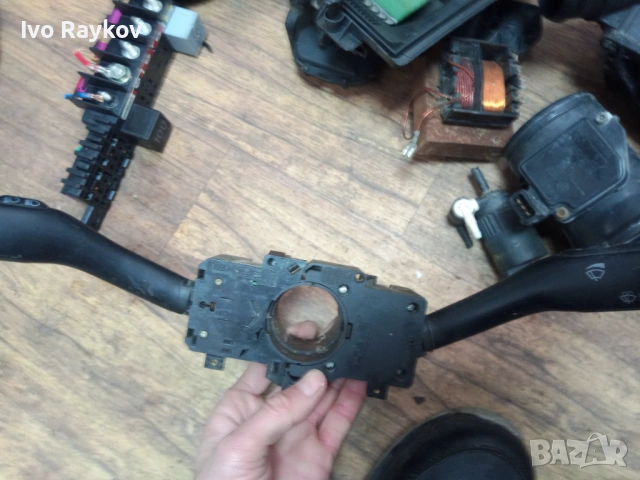 Управление на светлини , МИГАЧИ , VW Pasat B5 8L0953513