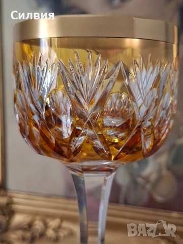 Кристална чаша, снимка 3 - Антикварни и старинни предмети - 53375820
