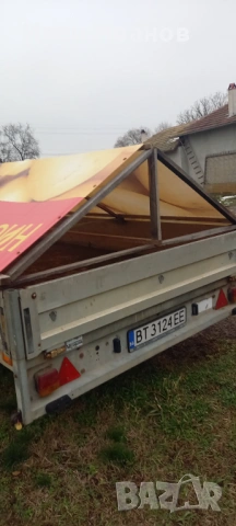 Ремарке за лек автомобил