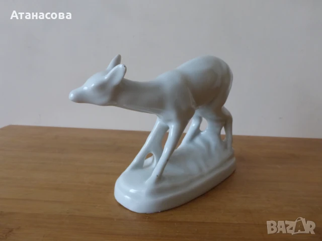 Българска порцеланова фигура Сърна Сърничка Изида 1968 г, снимка 4 - Декорация за дома - 50752482