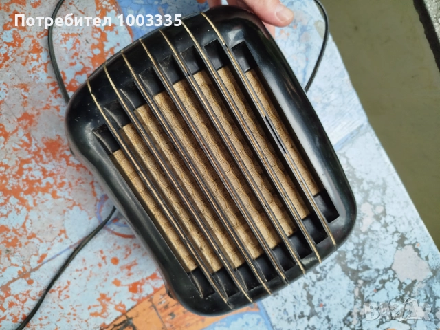 Стара бакелитена радиоточка Ворошилов , снимка 2 - Антикварни и старинни предмети - 51718240