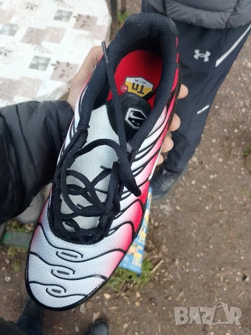 Nike Air Max Plus Black Red 44 чисто нов Nike TN Air Max Plus Black Fiery Red 369лева в магазин, снимка 13 - Маратонки - 53449414