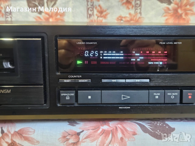 Касетен дек SONY TC-K520  В отлично техническо и визуално състояние., снимка 4 - Декове - 51126600