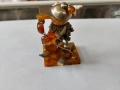 Малка статуетка от балтийски кехлибар скиор, снимка 4
