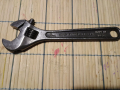 Античен американски раздвижен ключ, снимка 2