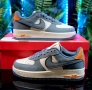 Маратонки Nike Air Force 1 сиво с оранжево, снимка 2