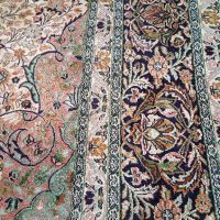 ръчно тъкан копринен килим, снимка 5 - Килими - 45927252