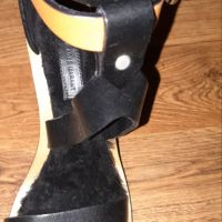Уникални Isabel Marant, снимка 14 - Дамски обувки на ток - 45423653