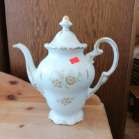 Красиви порцеланови чайници., снимка 3 - Антикварни и старинни предмети - 44938225