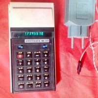 Ретро калкулатор Электроника, снимка 1 - Антикварни и старинни предмети - 45434166