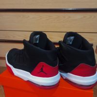 Nike Max Jordan Aura, снимка 3 - Маратонки - 45511663