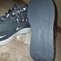 Децки маратонки Nike Air номер 33, снимка 3 - Детски маратонки - 45921823