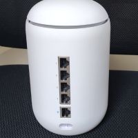 Ubiquiti UniFi Dream Machine (UDM) рутер, снимка 4 - Рутери - 45343566