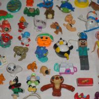 Голям Лот Играчки От Шоколадови Яйца Kinder И Други 1кг, снимка 6 - Колекции - 45701119