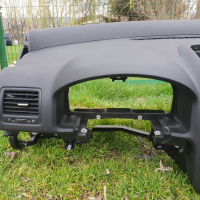 Арматурно табло за VW Golf 5 в отлично състояние, без забележки, с airbag, снимка 3 - Части - 44940944