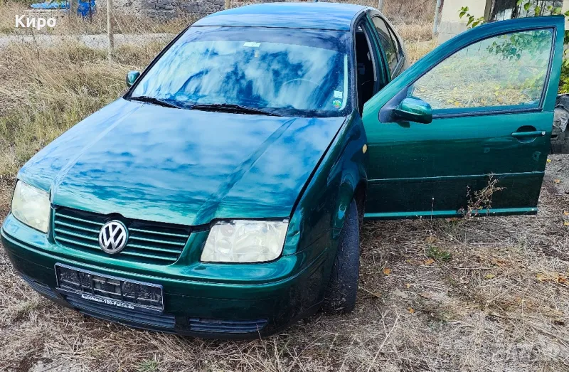 VW Bora 1.6 101 НА ЧАСТИ, снимка 1