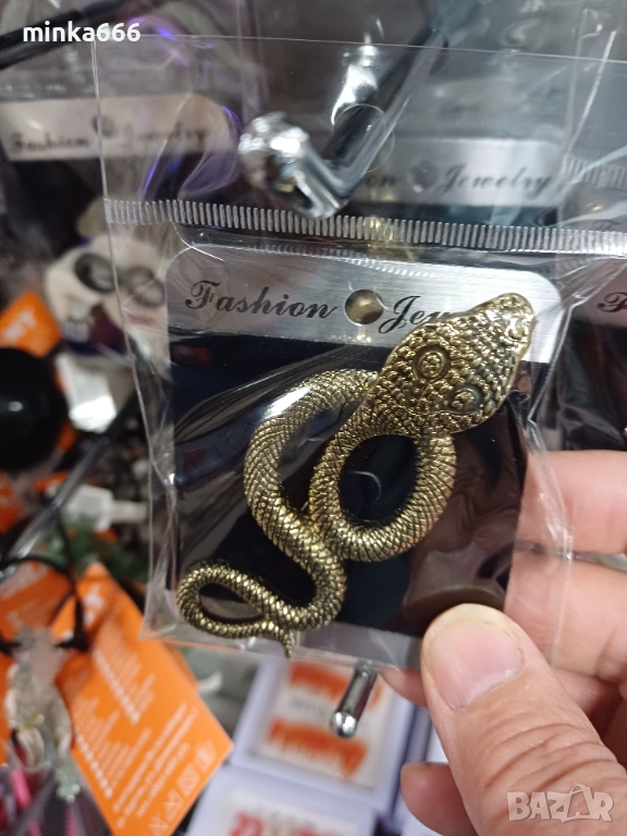 Брошка , снимка 1