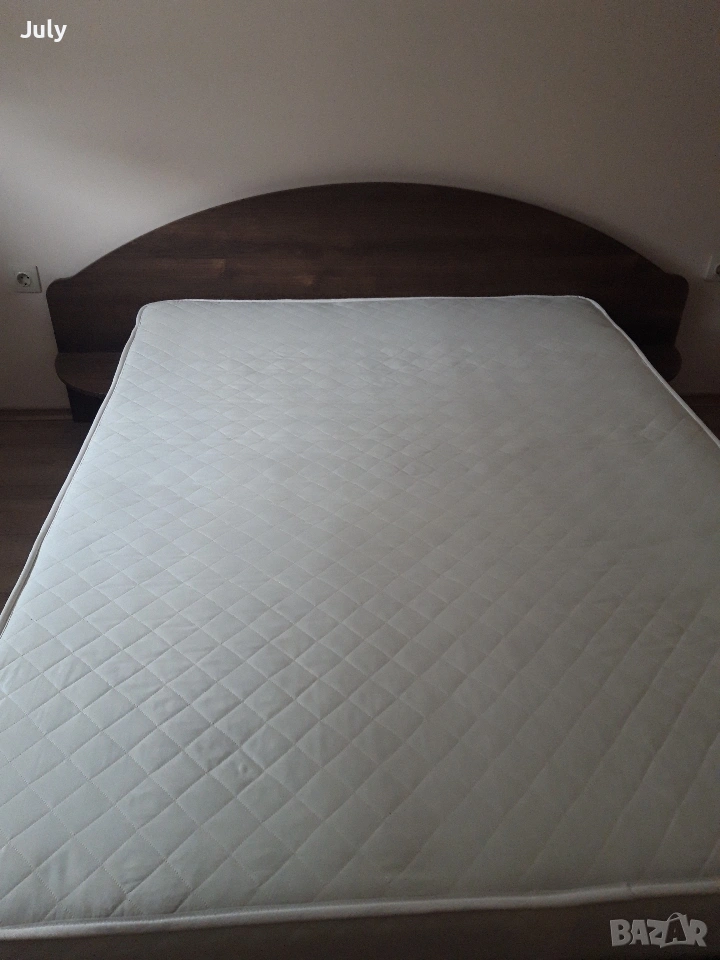 Спалня персон и половина с матрак , снимка 1