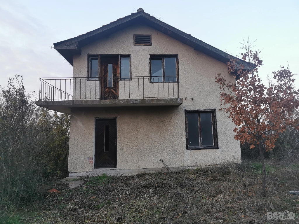 7  декара и 2 вили в Садовете гр.Лом, снимка 1