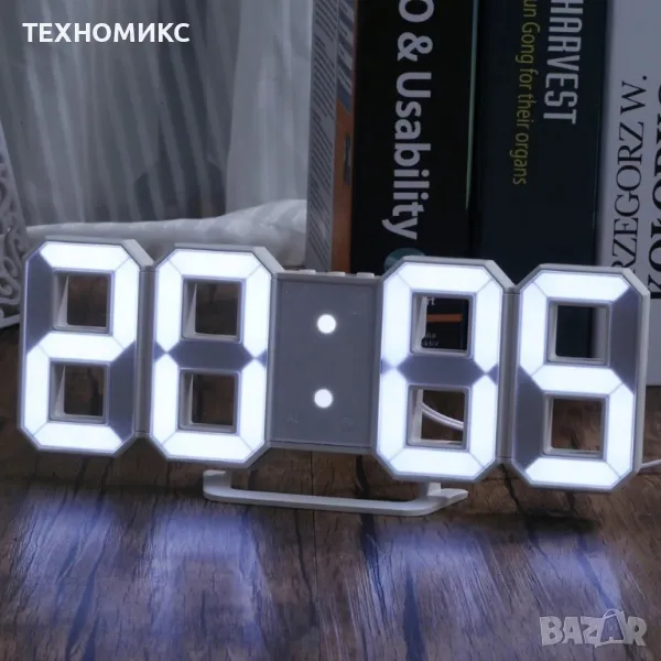 3D цифров часовник , студено бяло LED осветление, снимка 1