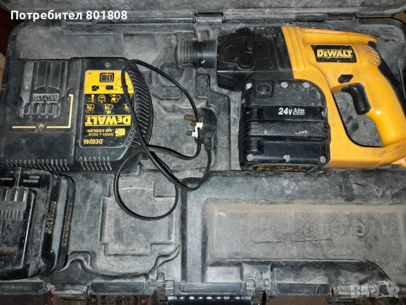 Акумулаторен перфоратор Dewalt , снимка 1