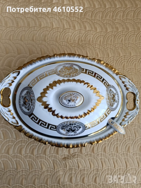 Нов порцеланов сервиз за хранене с модерен златен принт, снимка 1