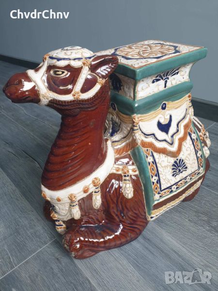 Голяма порцеланова фигура на камила, снимка 1