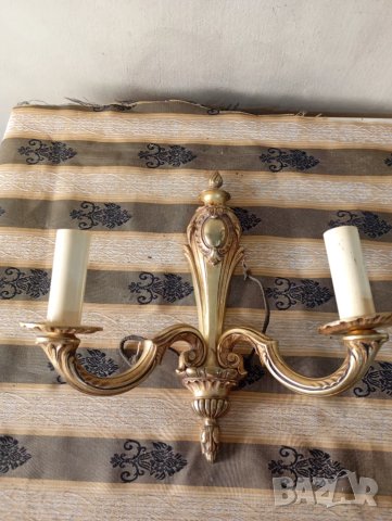 Бароков аплик за стена