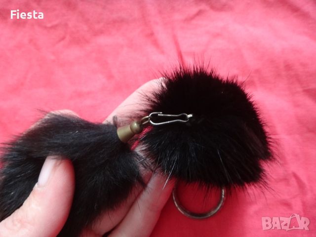 Ключодържател/Аксесоар/Висулка за чанта от естествен косъм лисица в черно, снимка 4 - Други - 45342895