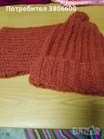 Зимна топла шапка с шал, снимка 5 - Шапки - 52774509