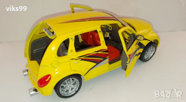 Bburago Street Tuners Chrysler PT CRUISER 1:24, снимка 5 - Колекции - 48416735