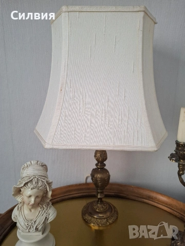 Настолна Лампа 