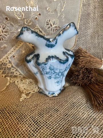 Малка викторианска ваза , снимка 3 - Вази - 51011486