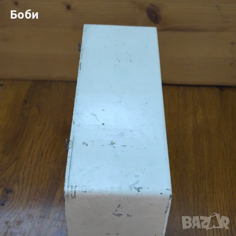 Стара аптечка, снимка 5 - Антикварни и старинни предмети - 51082002