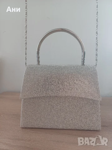 Дамска чанта с кристали и метална дръжка , снимка 5 - Чанти - 50575370